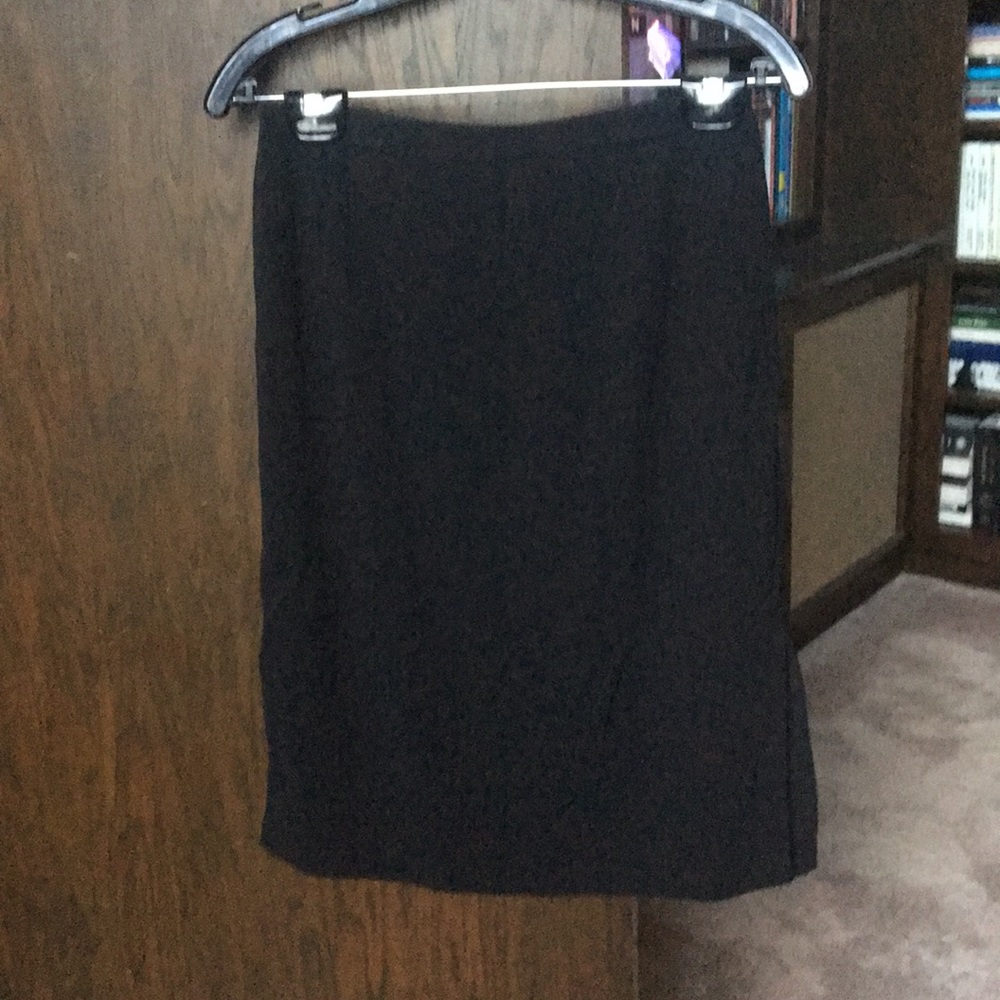 Side slit medi black skirt size medium